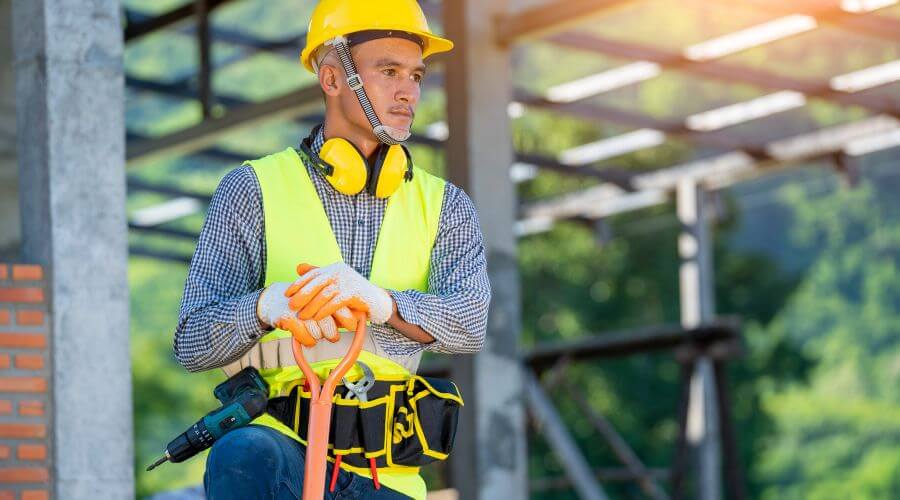 Professional gutter cleaning in Loomis, WA